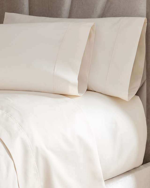 Luxe Egyptian 4-Piece 700 Thread Count Queen Sheet Set